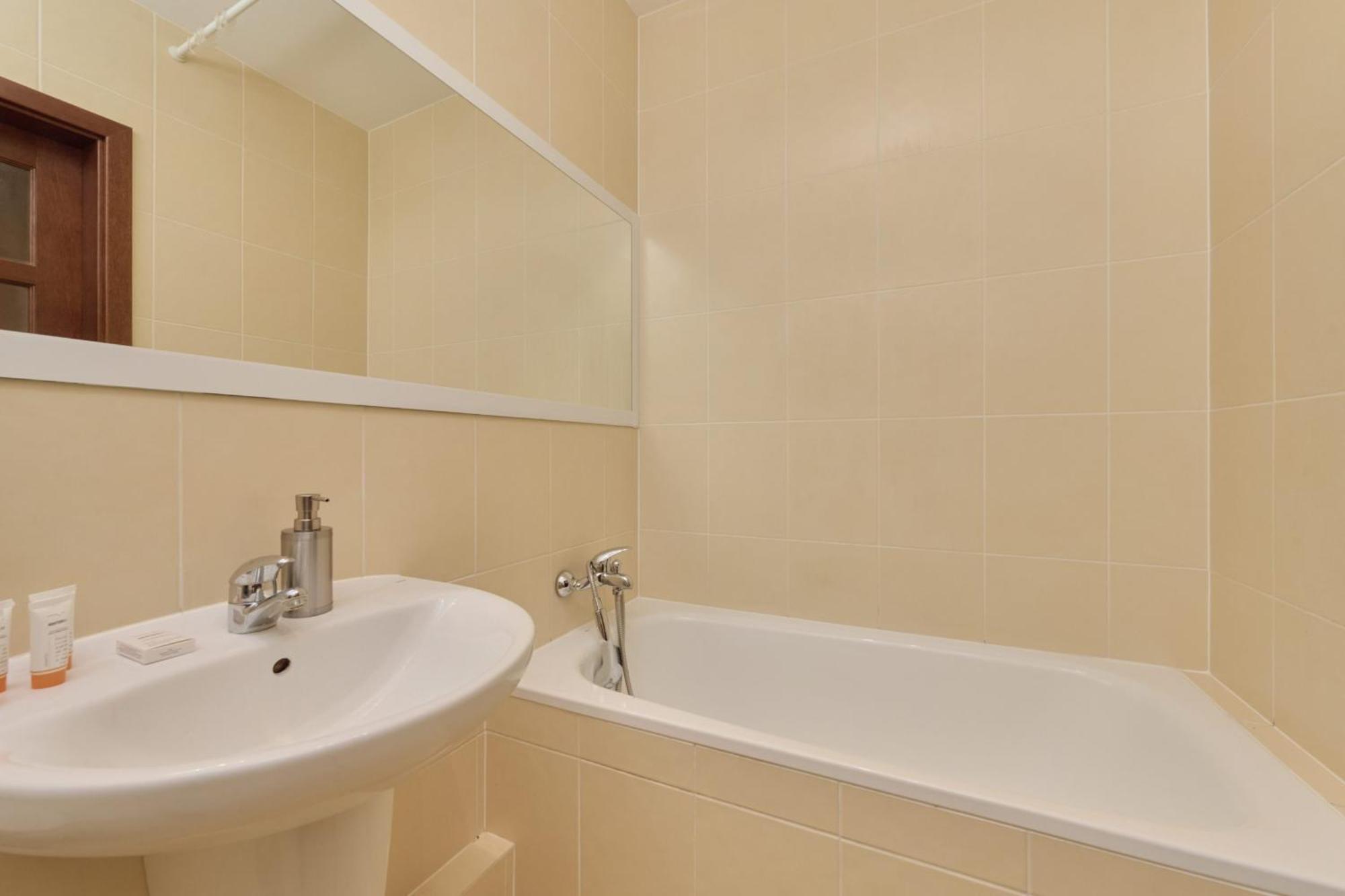 Teczowa Apartment In Wroclaw By Rent Like Home Ngoại thất bức ảnh