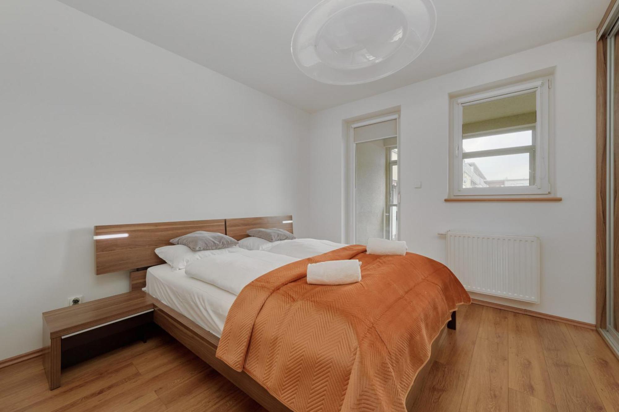 Teczowa Apartment In Wroclaw By Rent Like Home Ngoại thất bức ảnh