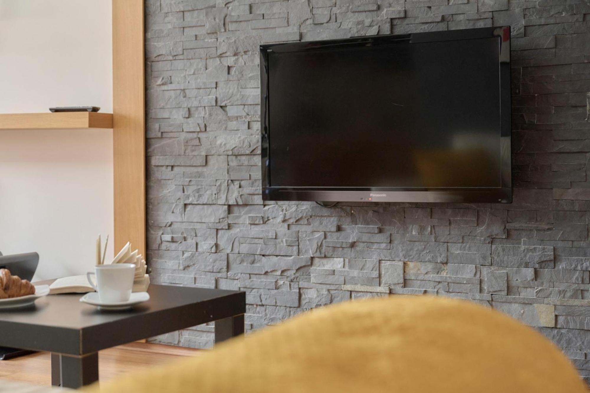 Teczowa Apartment In Wroclaw By Rent Like Home Ngoại thất bức ảnh